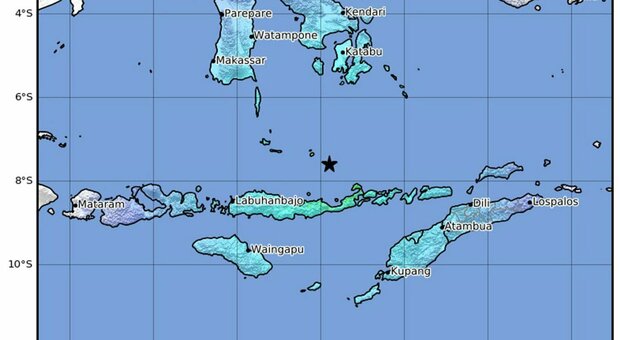 Indonesia, terremoto di magnitudo 7.1: l'epicentro in mezzo al mare, rientrata l'allerta tsunami