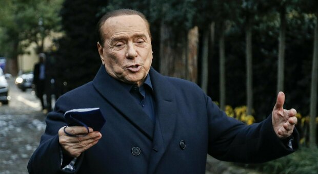 Quirinale, Berlusconi insiste: «Al quarto scrutinio mi votano anche gli altri»