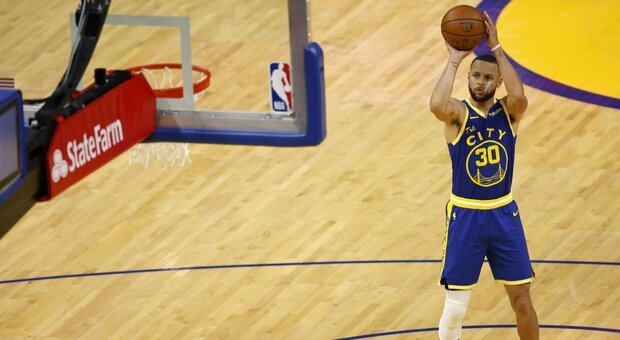 Nba, Curry fa volare i Golden State: Westbrook re delle triple ma i Wizards vanno ko