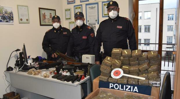 Droga, armi, esplosivi tra Fondi e Frosinone: finisce in carcere anche l'affittuario della villa