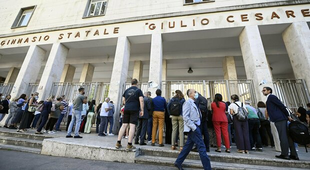Roma, a scuola arrivano i supplenti: via alle convocazioni. «Così parte il tempo pieno»