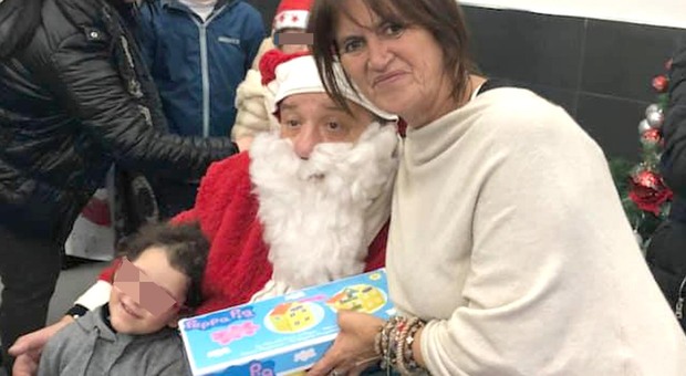 Napoli, le lettera dei bimbi in casa famiglia: «Caro Babbo Natale, non portarmi giochi: quest'anno regalami una famiglia»