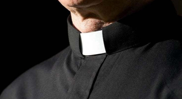 Orvieto, rinvio a giudizio per l'ex sacerdote accusato di atti sessuali con minorenni. A settembre il processo a Terni