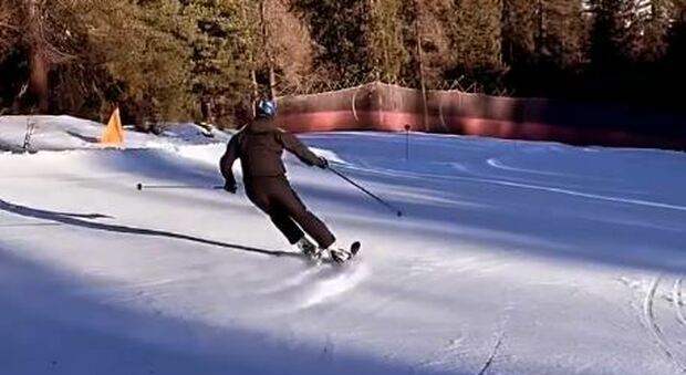 Morto Nicolò Mainoni, sciatore di 18 anni in Trentino: si era schiantato contro un albero stamattina