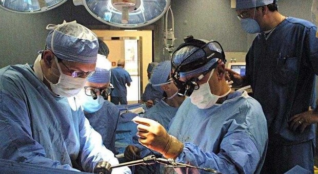 Disfunzione erettile, nuova protesi malleabile impiantata a Bari