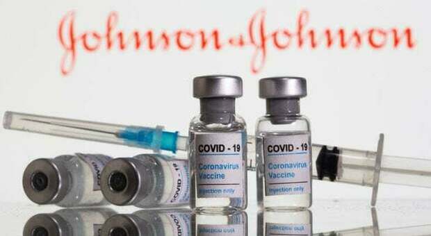 Covid Lazio, aperte prenotazioni per vaccinati con Johnson & Johnson: nessun limite d'età trascorsi 180 giorni dall'iniezione