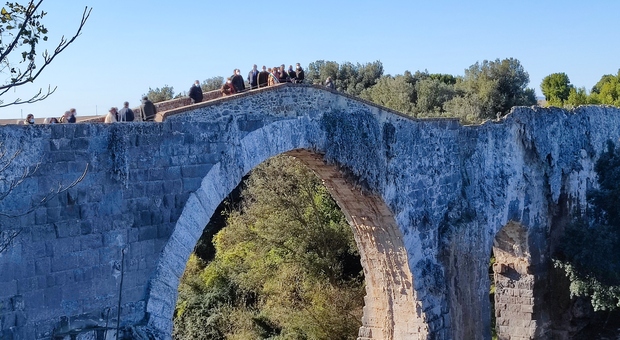 Vulci: terminato il restauro del ponte della Badia, di nuovo aperto al pubblico