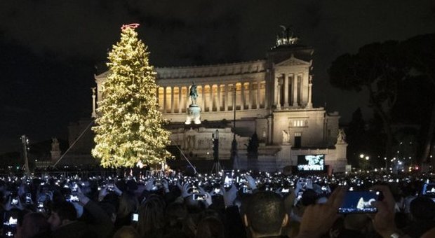 Foto Di Roma A Natale.Natale 2019 Acea Inaugurate Le Nuove Luminarie A Roma