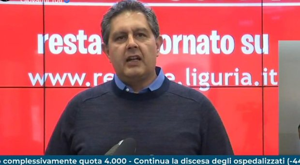 Coronavirus Liguria, Toti: «Riapertura anticipata, braccialetto elettronico per distanziare i bagnanti»