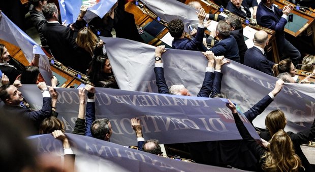 Legittima difesa, fronda M5S alla Camera: oltre 30 deputati non votano