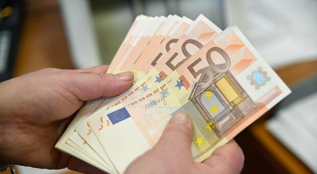 Fisco, alzare il tetto al contante a 10mila euro: la proposta della Lega