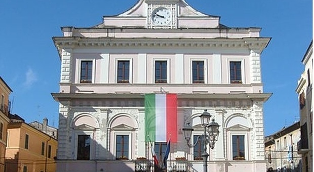 Civita Castellana, effetto domino nel centrodestra: Forza Italia lascia la maggioranza