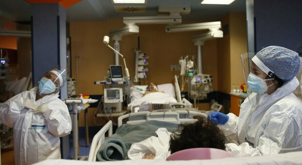 Covid, 3.551 nuovi casi in Abruzzo: 12 morti, altri 3 ricoveri in terapia intensiva