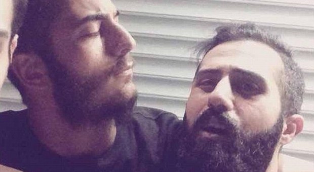 Iran, arrestati due membri di una band heavy metal: rischiano la pena di morte per "musica satanica"