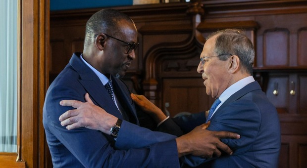Il ministro degli esteri del Mali ieri a Mosca insieme a Lavrov