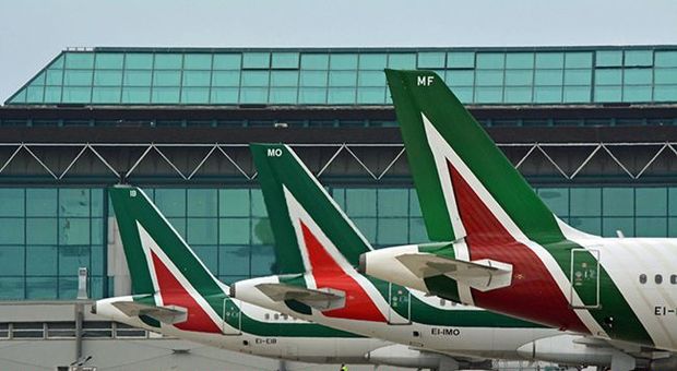 Alitalia, torna alla luce l'ipotesi di intervento dello Stato con il Gruppo FS