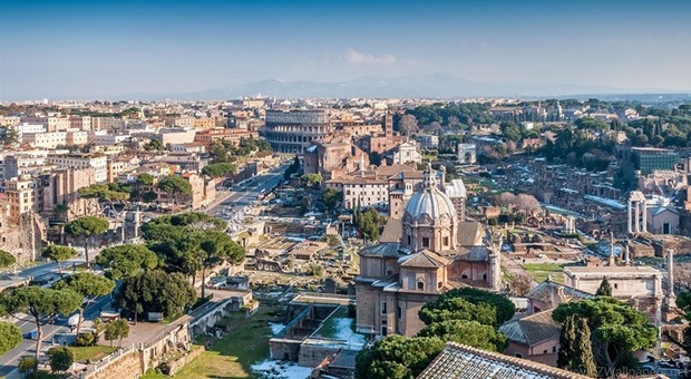Affittopoli, la farsa dei rincari: casa al Colosseo per 133 euro