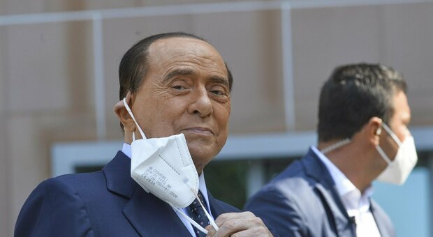 Berlusconi, Ruby ter: «Condizioni di salute severe, durata malattia non breve»