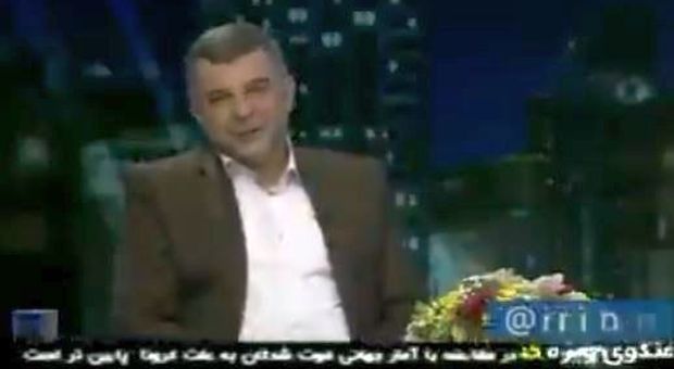 Iran, il viceministro spiega in tv come difendersi dal coronavirus mentre tossisce: è infetto ma ancora non lo sa