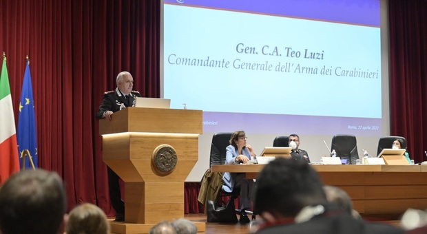 Carabinieri, Luzi: «L'emergenza sanitaria genera incertezza e solitudine»