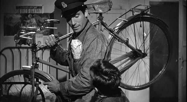 Il 4 febbraio torna al cinema restaurato “Ladri di biciclette”, il film simbolo del Neorealismo italiano