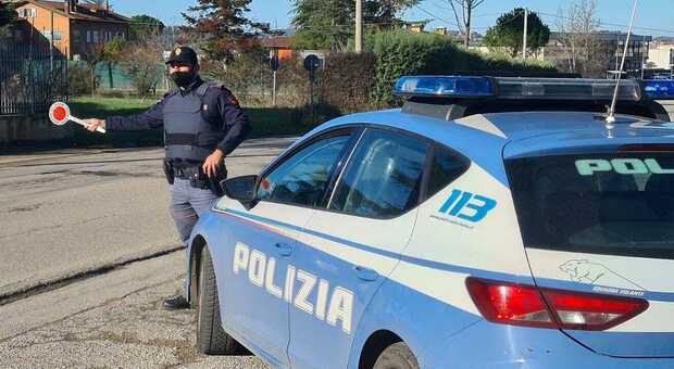 Roma, narcos travestiti da facchini: nel camion 240 kg di droga