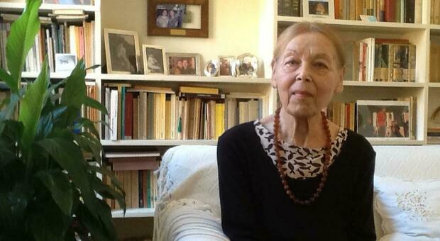 La scrittrice Edith Bruck: «Nell'orrore di Auschwitz ho capito cos'è l'uomo, nel male e nel bene»