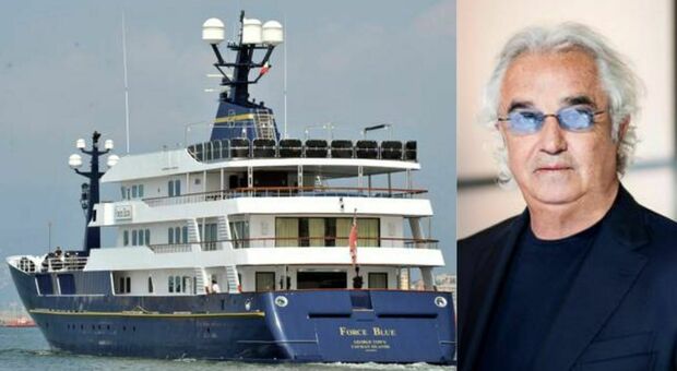 Flavio Briatore, la Cassazione annulla la confisca dello yacht: ma il Force Blue è stato venduto per 7milioni