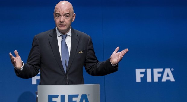 La Fifa crea un fondo per garantire gli stipendi ai calciatori