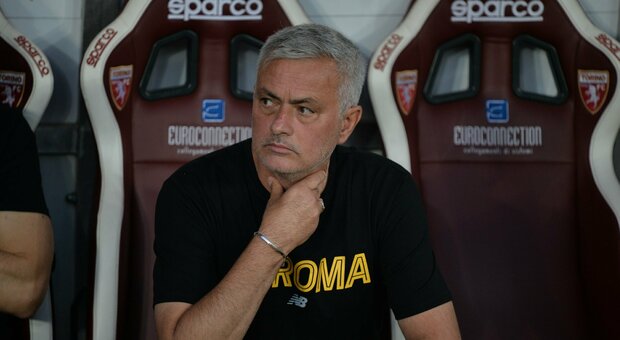 Roma, Mourinho: «La Conference è la nostra Champions e vincerla sarebbe meraviglioso per la città»