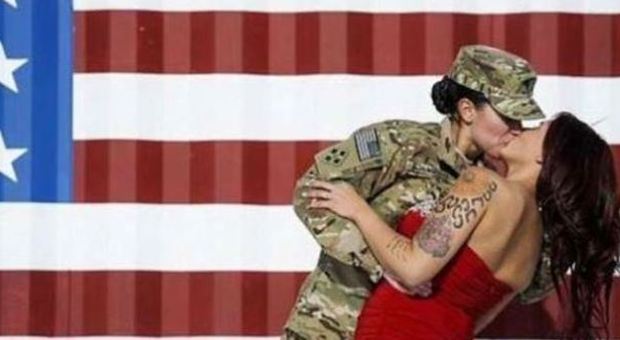 Esercito Usa, svolta sui diritti civili: due veterani trans potranno cambiare i propri nomi