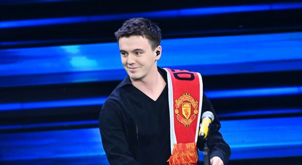 Will, dalle audizioni di X Factor alla passione per il calcio: chi è il cantante in gara a Sanremo 2023