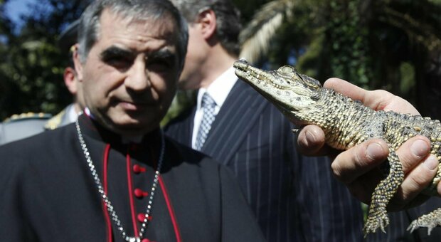 Vaticano, ecco perché il cardinale Becciu è finito nei guai: le accuse nelle carte dei magistrati
