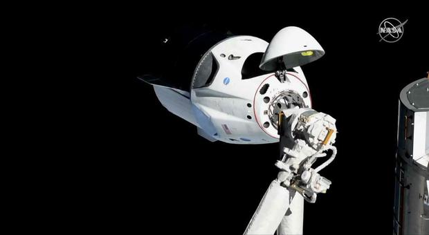 Space X, incidente sulla capsula: «Immagini di fumo»
