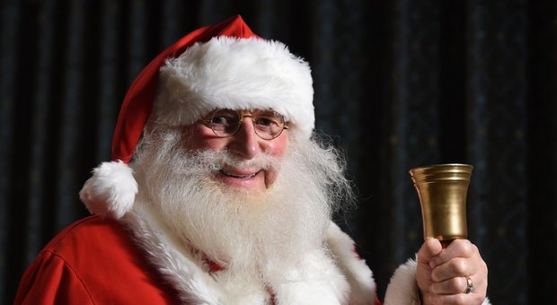 Babbo Natale entra in politica: al Polo Nord eletto in Consiglio comunale un uomo di nome Santa Claus