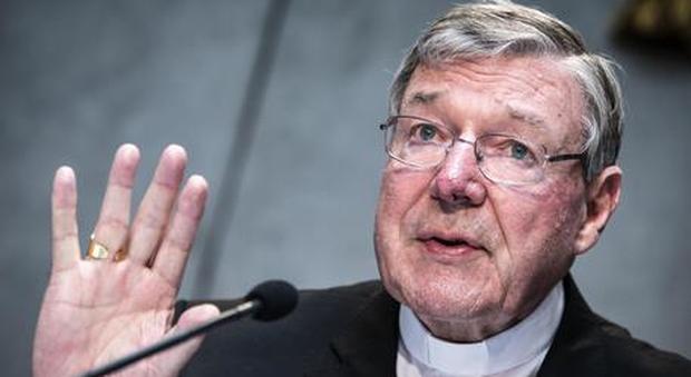 Il cardinale Pell "spende" 3 milioni per revisionare il bilancio, ma il Vaticano lo ferma