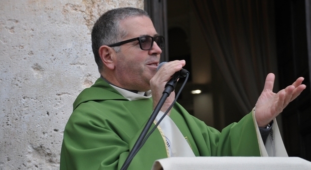 Luigi Vari, nuovo arcivescovo di Gaeta