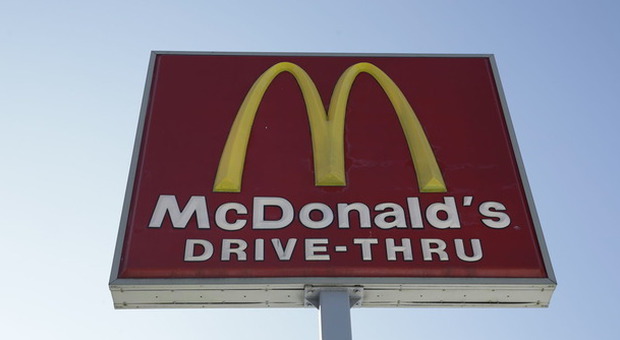 McDonald's, via l'ad Don Thompson: l'hamburger è in crisi