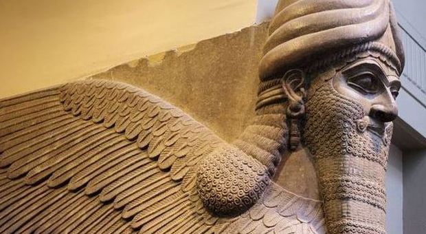 Isis, scempio di Nimrud, capitale degli Assiri: raso al suolo coi bulldozer sito archeologico