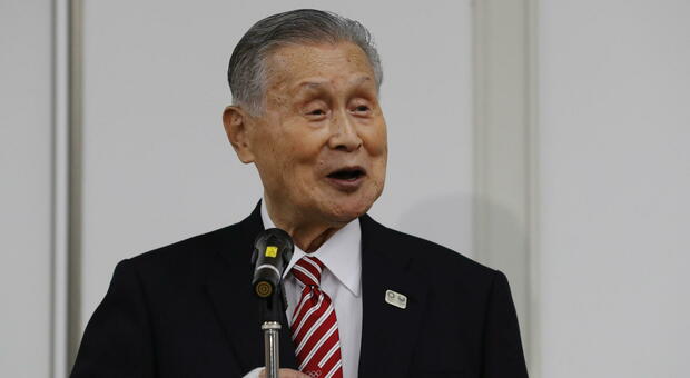 «No alle riunioni con troppe donne, parlano troppo»: bufera su Mori, presidente del comitato olimpico giapponese