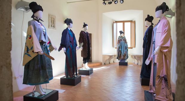 Kimono, la mostra di Stefano Dominella approda a Tokyo con le creazioni di giovani designer italiani