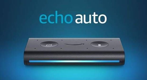 Echo Auto, il dispositivo Amazon che porta le funzioni di Alexa in automobile