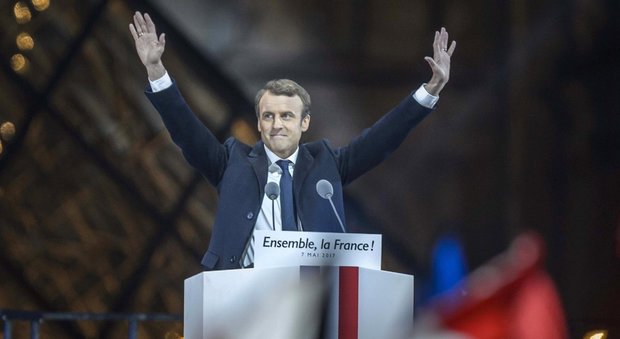 Francia, Macron: «Si apre una nuova pagina di speranza. Difenderò l'Europa»