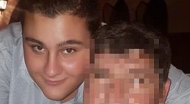 L'ospedale lo dimette, 17enne muore 48 ore dopo: indagati 2 medici per omicidio colposo