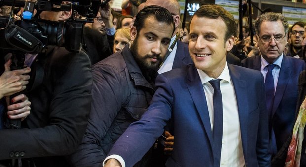Macron sul caso Benalla: «Sono io l'unico responsabile, mi sono fidato di lui»