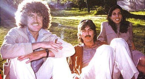 Coronavirus, morto Terry Doran: storico manager dei Beatles
