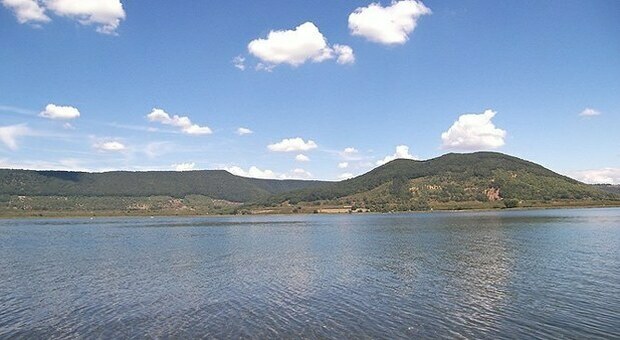Lago di Vico, inaugurato un nuovo parco per le attività sportive: il percorso "vita e salute"