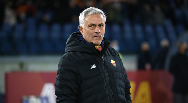 Mourinho in crisi: Roma mai così male in 13 anni. Dall'Inghilterra: piace all Everton
