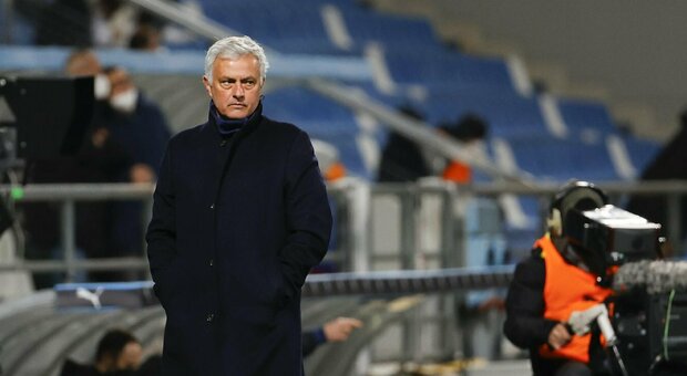 José Mourinho (59), allenatore della Roma