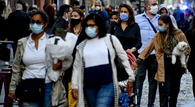 Covid, Iss: «Pandemia peggiora, carico di lavoro non più sostenibile sui servizi sanitari territoriali»